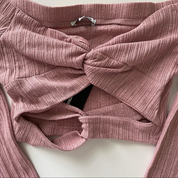 Top - Picture 2 of 3